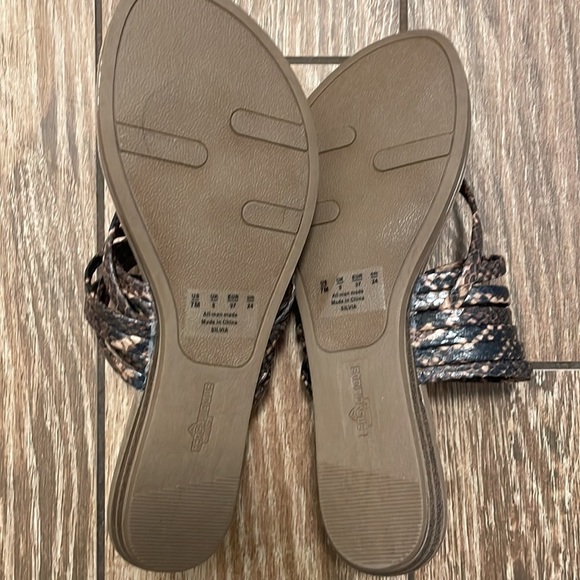 Fergalicious Sandals - Picture 3 of 6